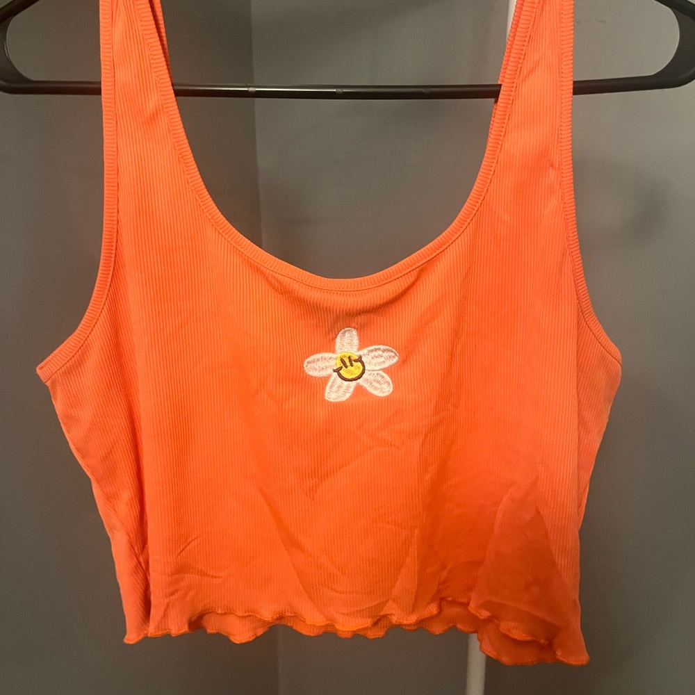 Cute women’s retro flower tank cropped